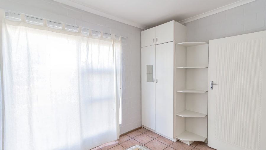 To Let 3 Bedroom Property for Rent in Waterfront Western Cape